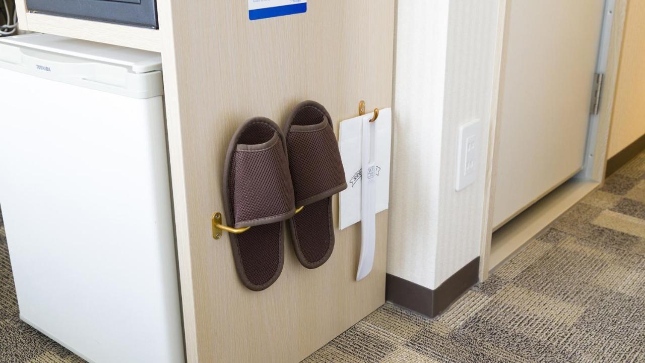 Toyoko Inn Kanazawa Kenrokuen Korimbo Zewnętrze zdjęcie