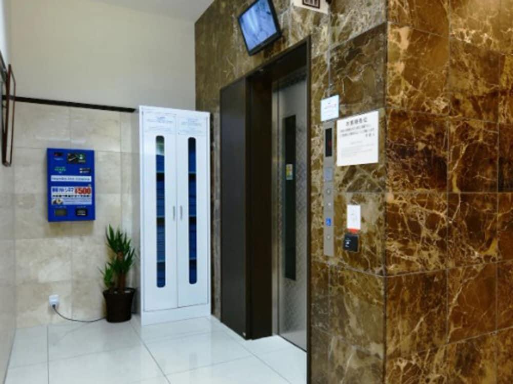 Toyoko Inn Kanazawa Kenrokuen Korimbo Zewnętrze zdjęcie