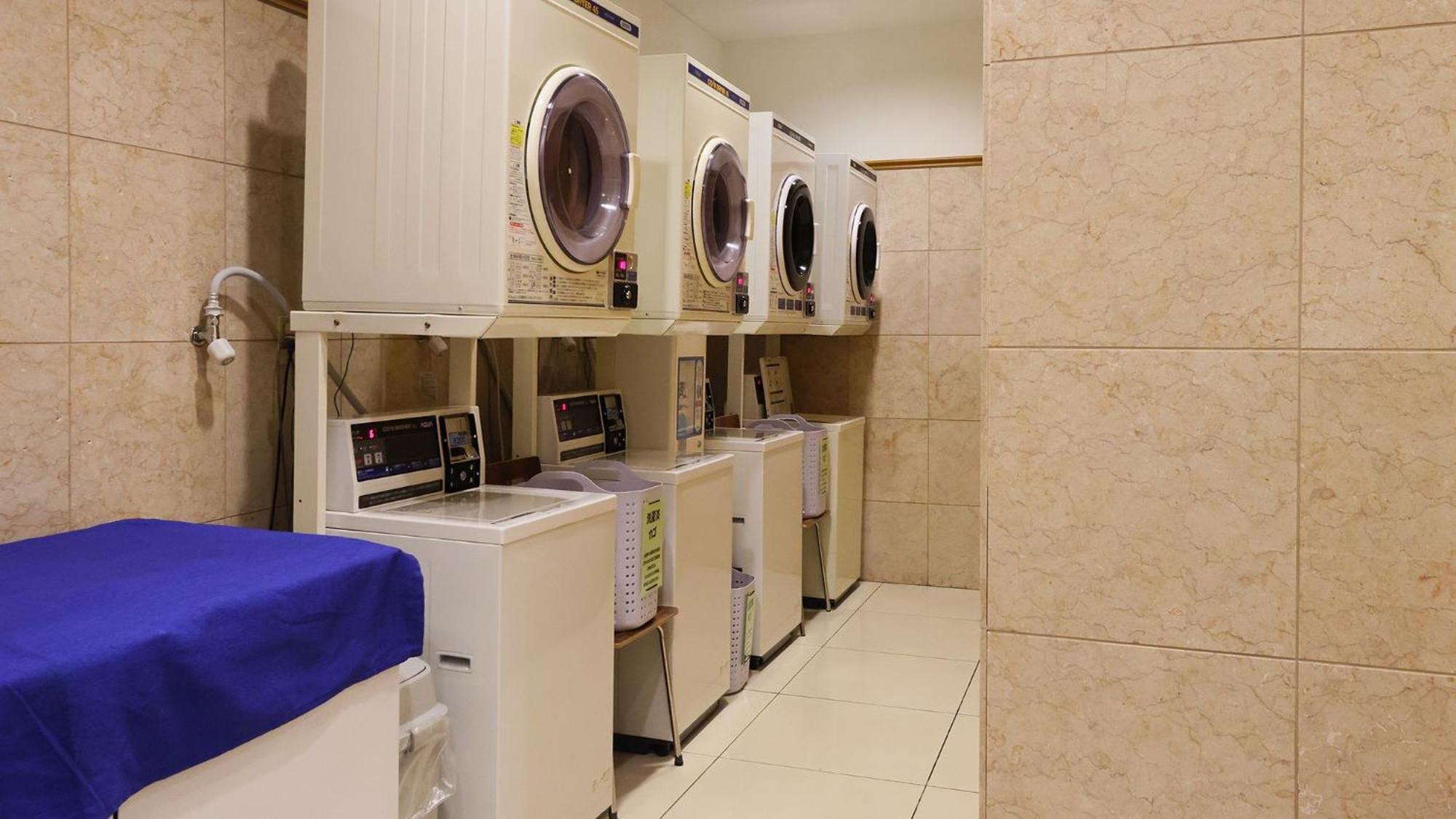 Toyoko Inn Kanazawa Kenrokuen Korimbo Zewnętrze zdjęcie