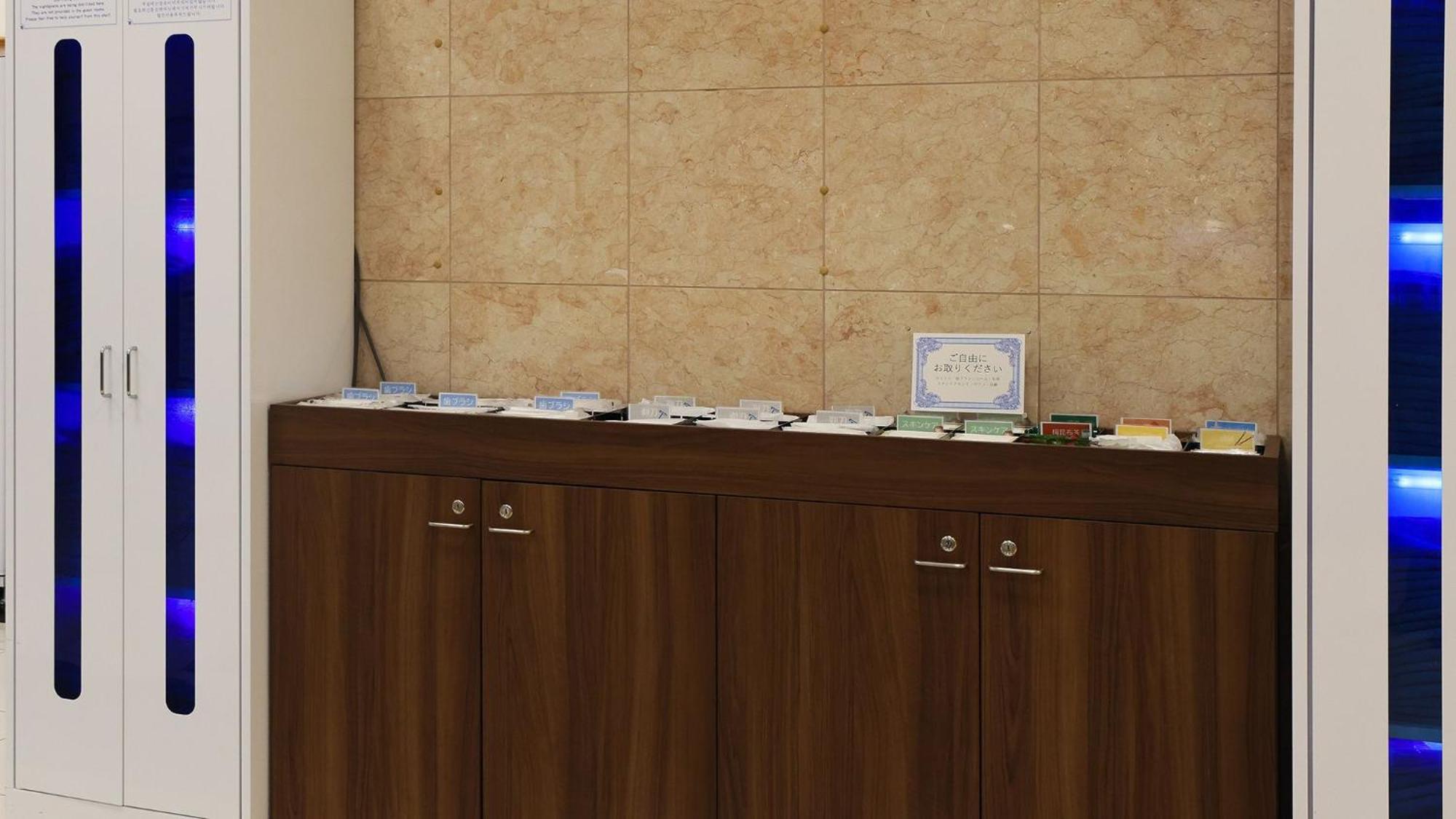 Toyoko Inn Kanazawa Kenrokuen Korimbo Zewnętrze zdjęcie