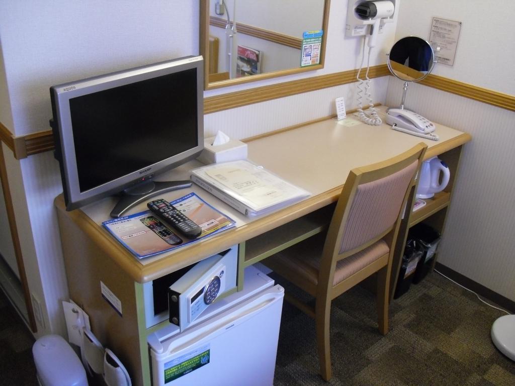 Toyoko Inn Kanazawa Kenrokuen Korimbo Zewnętrze zdjęcie