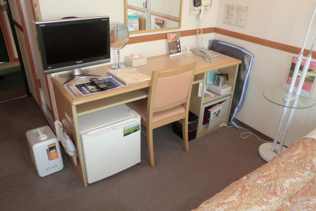 Toyoko Inn Kanazawa Kenrokuen Korimbo Zewnętrze zdjęcie